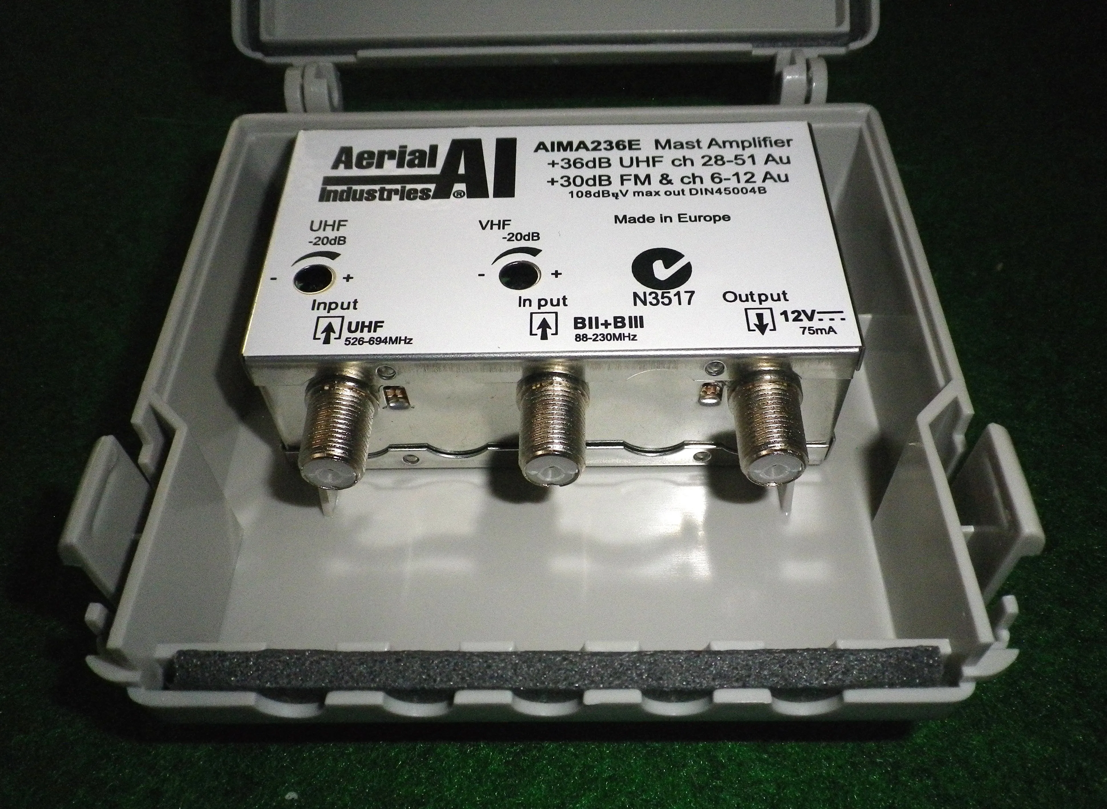 AI UHF/VHF 36dB TV Masthead Amplifier & Power Supply - AIMA236E & PS12DCP
