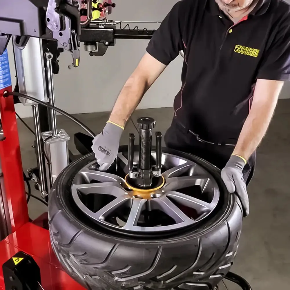 Corghi AM5000 Touchless Tire Changer w/ BPT Helper Arm